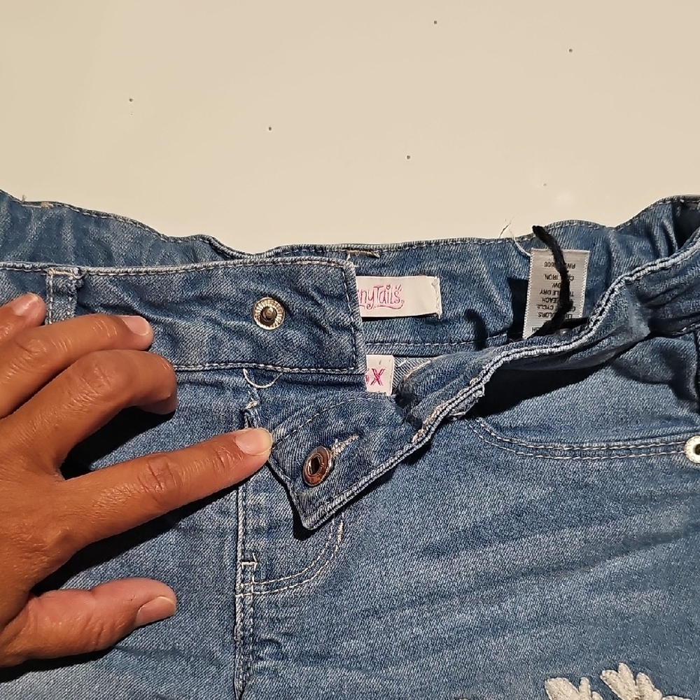 GIRLS SHORTS - Picture 7 of 13